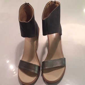 Kookaburra Peonie 8.5 in Wetsand